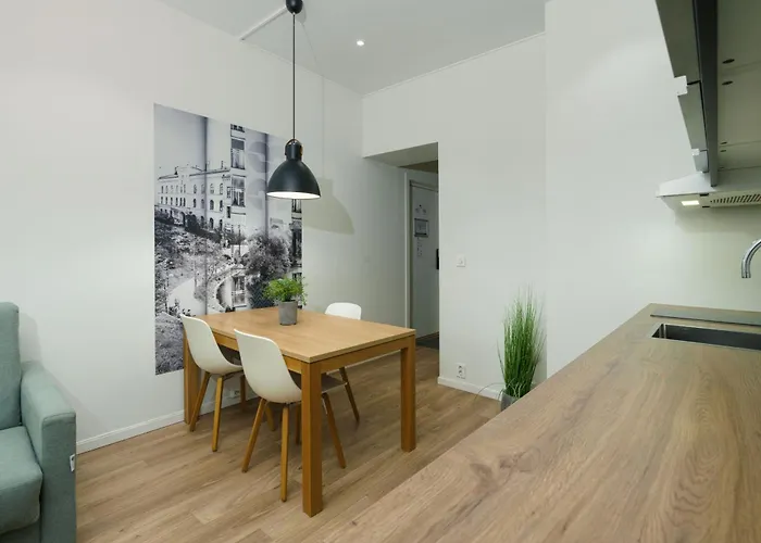 Maya - Gruenerlokka Oslo