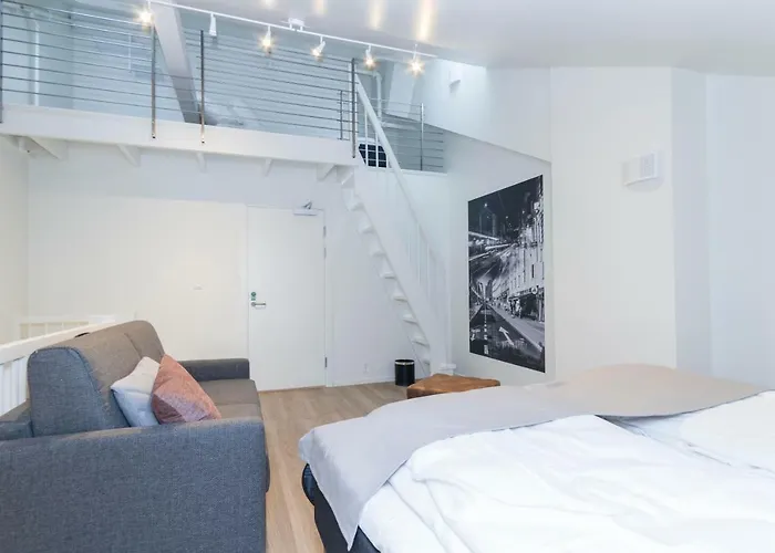 Maya - Gruenerlokka *